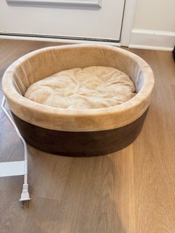 K&H Pet Products Thermo-Snuggly Sleeper Heated Pet Bed, 20” Round, Mocha/Tan (Model HP40P)