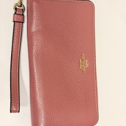 Coach Zip Around Wristlet/Wallet