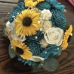 Wood Flowers Bouquet