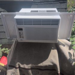 Air Conditioner Unit By LG 