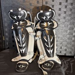 Mens Mizuno  Samurai K-pad Drylite Baseball Chingaurds Gray &  Black Adult 15.5