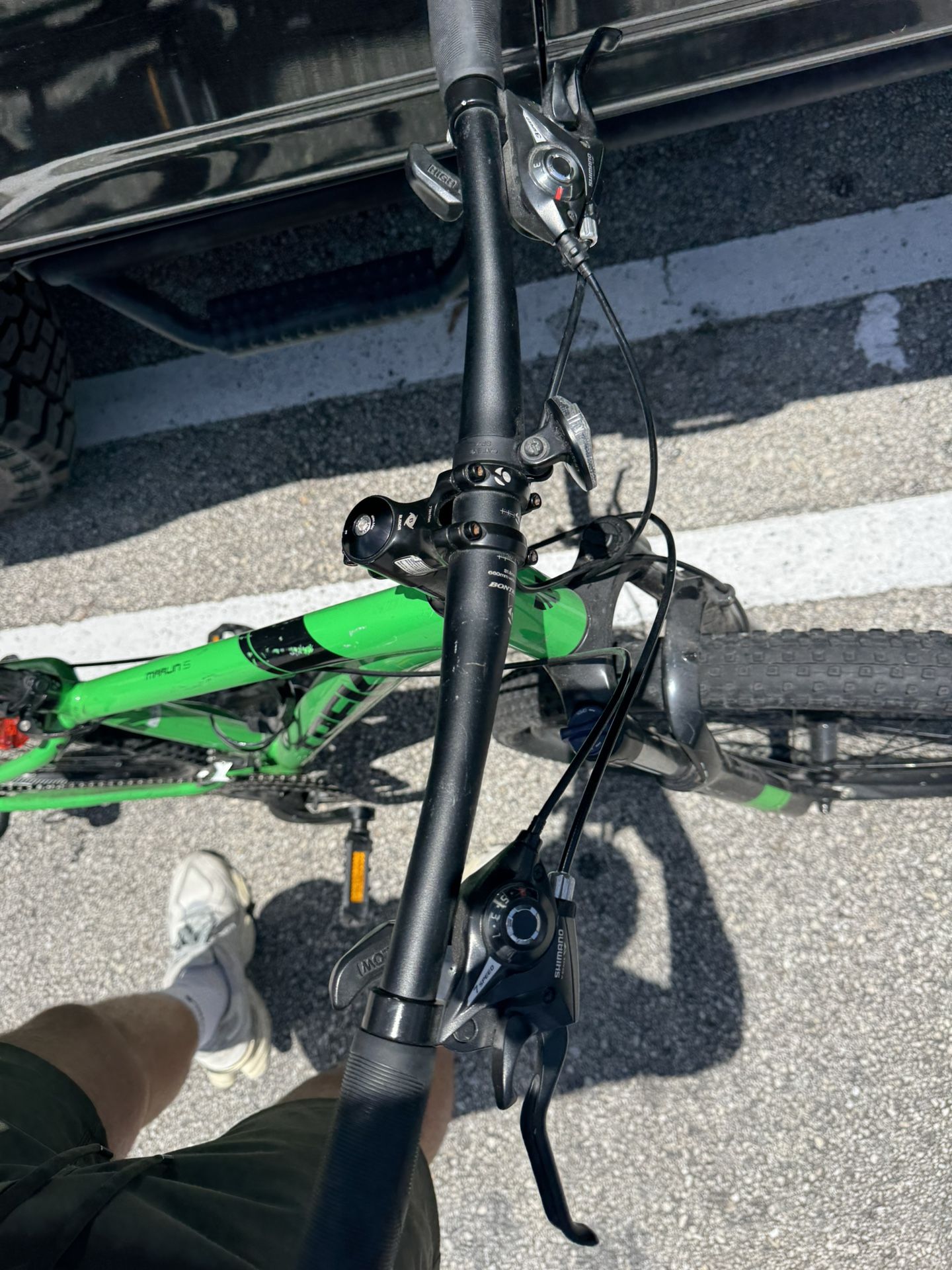 trek marlin 5 mountain bike 