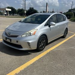 2012 Toyota Prius V
