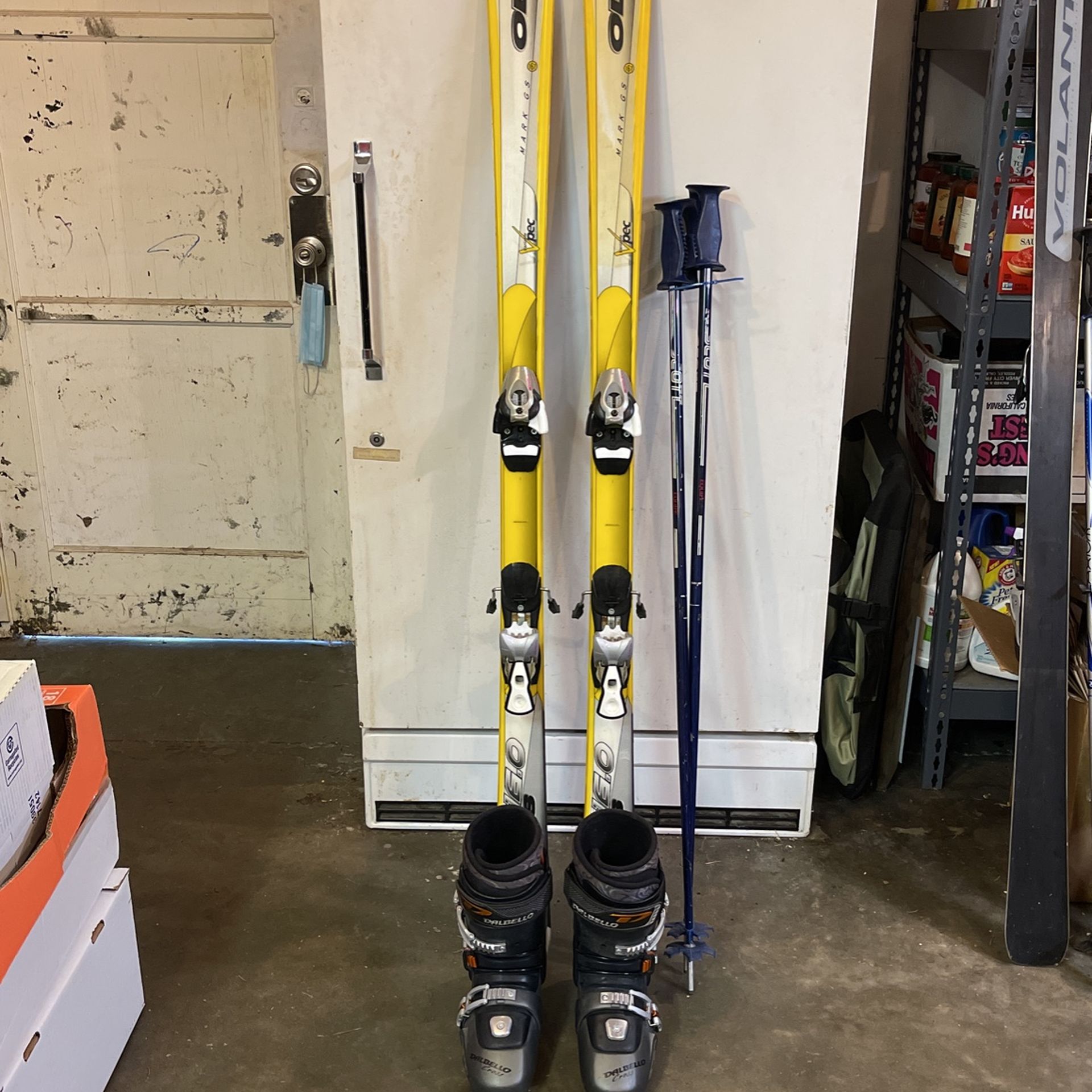 Olin / Dalbello / Scott Ski Pkg. 167 cm & 8.5M $145