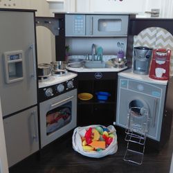 Wooden Toy Kitchen 