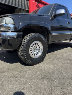 New SSW Wheels Available Perfect for Tacoma,Chevy,GMC and More!! 