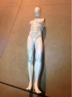 Male Retail Display Mannequin – No Arms – White – Store Display – OBO