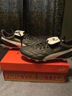 Puma king soccer cleats new condition size 8.5. $75