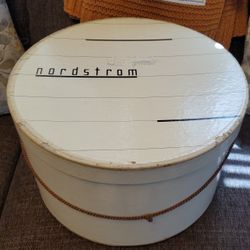 Vintage 1970's Cream Colored Nordstrom Round 14" Hat Box