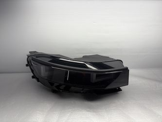 22-24 Hyundai Ioniq 5 Passenger Side RT LED Reflector Headlight OEM
