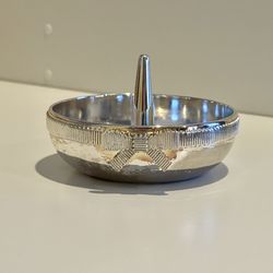 Kate Spade NY Grace Ave. Ring Holder 