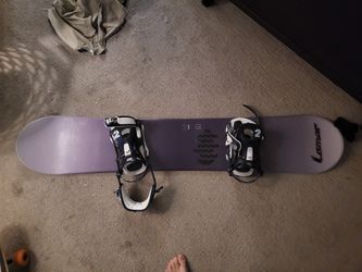 Lamar Snowboard With Bindings