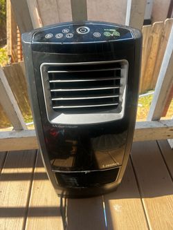 22.5” Lasko floor heater