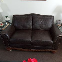 Leather Loveseat Good Condition 