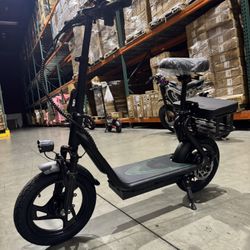 Folding electric scooter