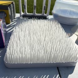 Baby Bottle & Parts Drying Grass