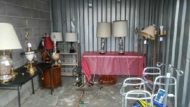 VINTAGE LAMPS WHOLESALE *READ BELOW