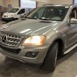 2011 MERCEDES ML350