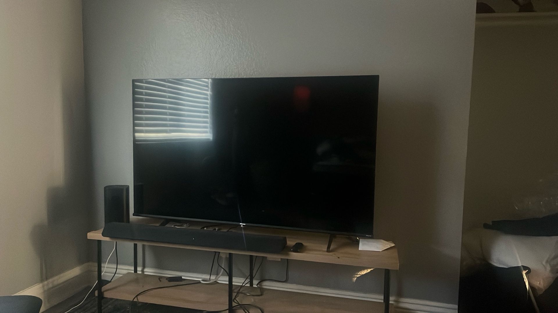 55 Inch Flat Screen Tv DUAL HISENSE