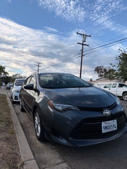 Toyota Corolla Sedan 2018 LE
