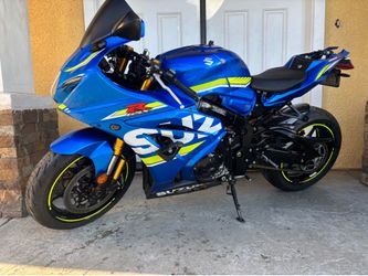 2017 gsxr 1000 clean title