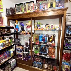 Figures And Collectable Shop
