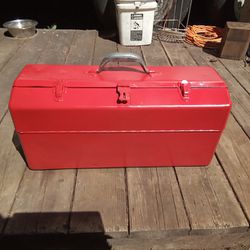 Vintage Sturdy Metal Toolbox, 18" Long, 9" Wide, 10" Tall, Great Condition. $25.00.