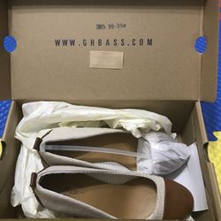 Bass shoes size 6M