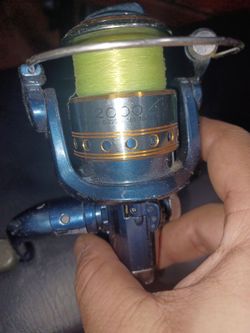 Fishing reels