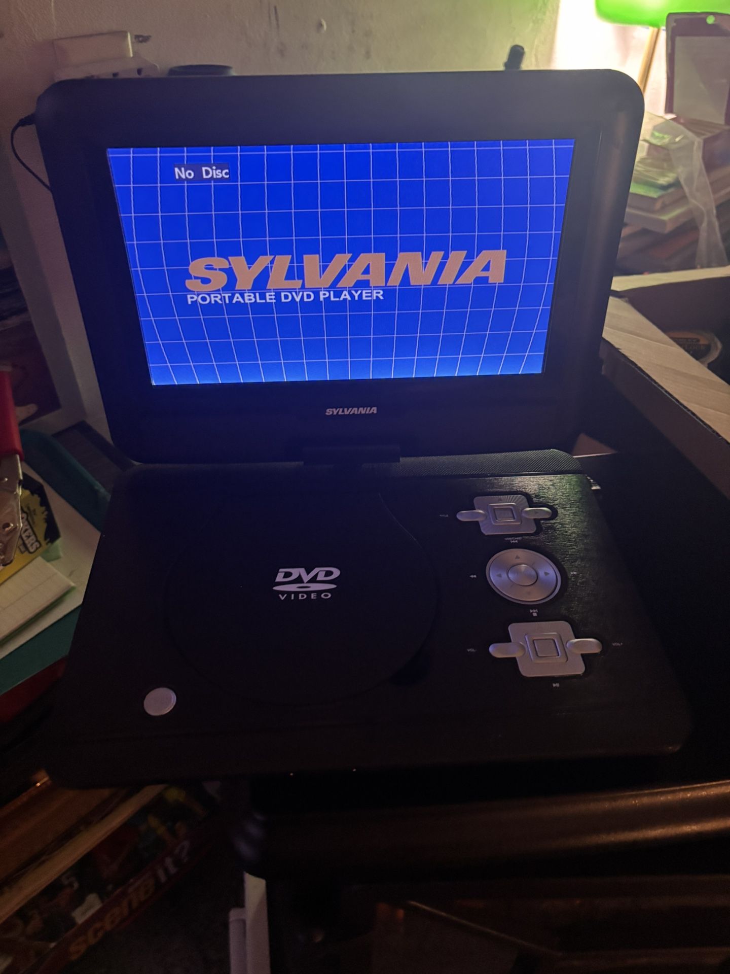 Portable & Fixed Dvd Player Sylvania