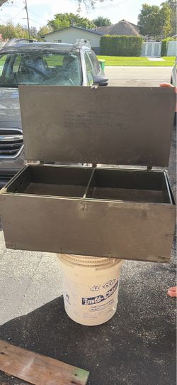 Vintage Military Surplus Trunk Locker with Tray