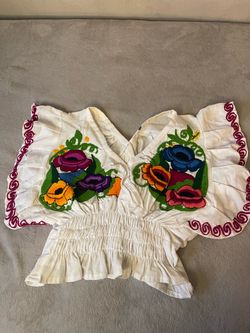 Flowered shirt Size Medium/Large