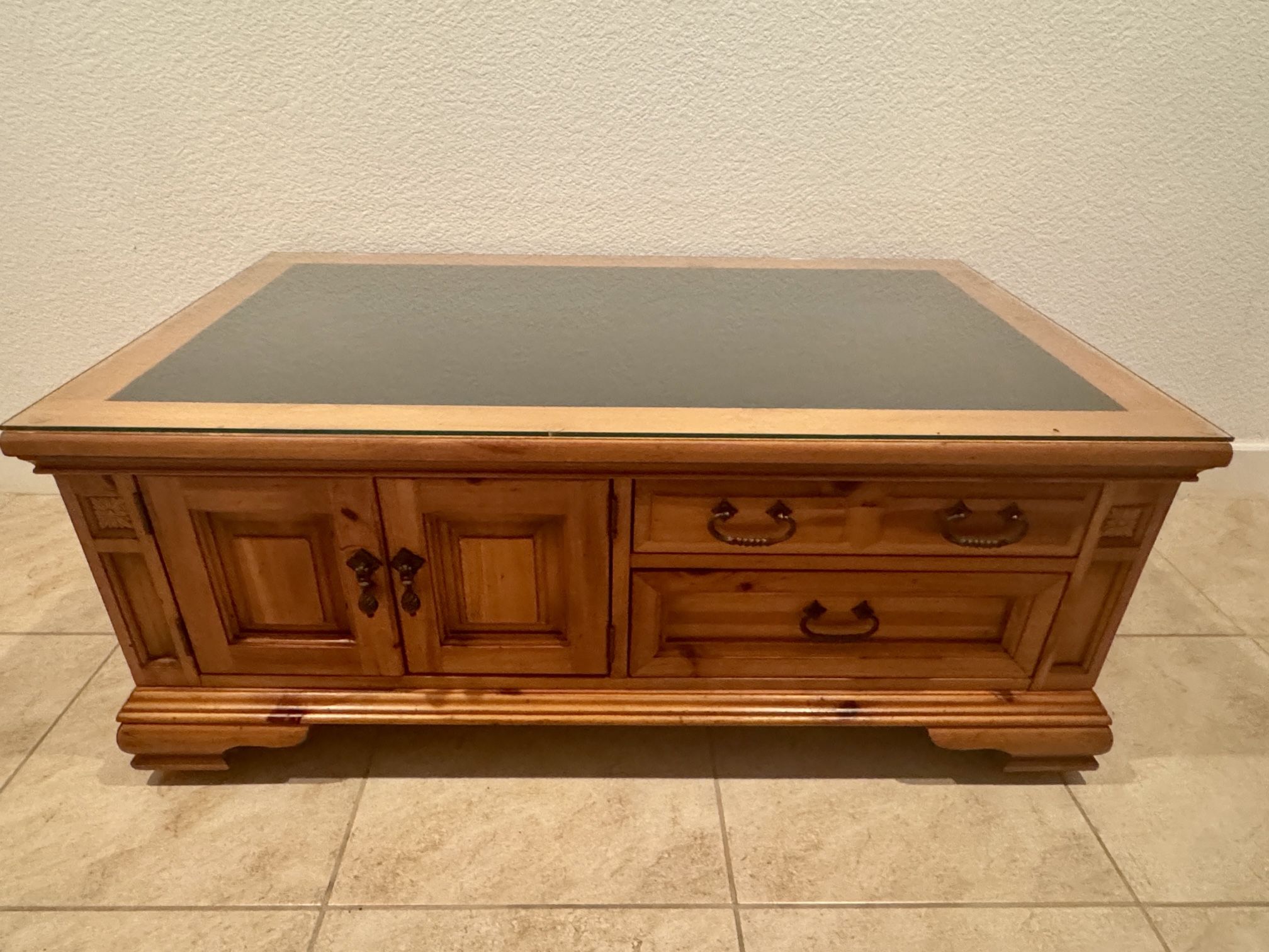 Antique Coffee Table (Broyhill)