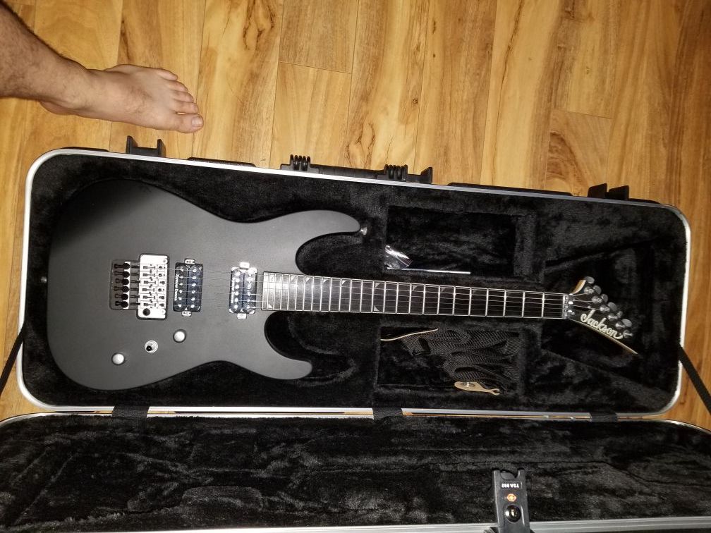 Jackson SL2 Soloist w/case