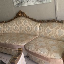 Couch For SALE ! 