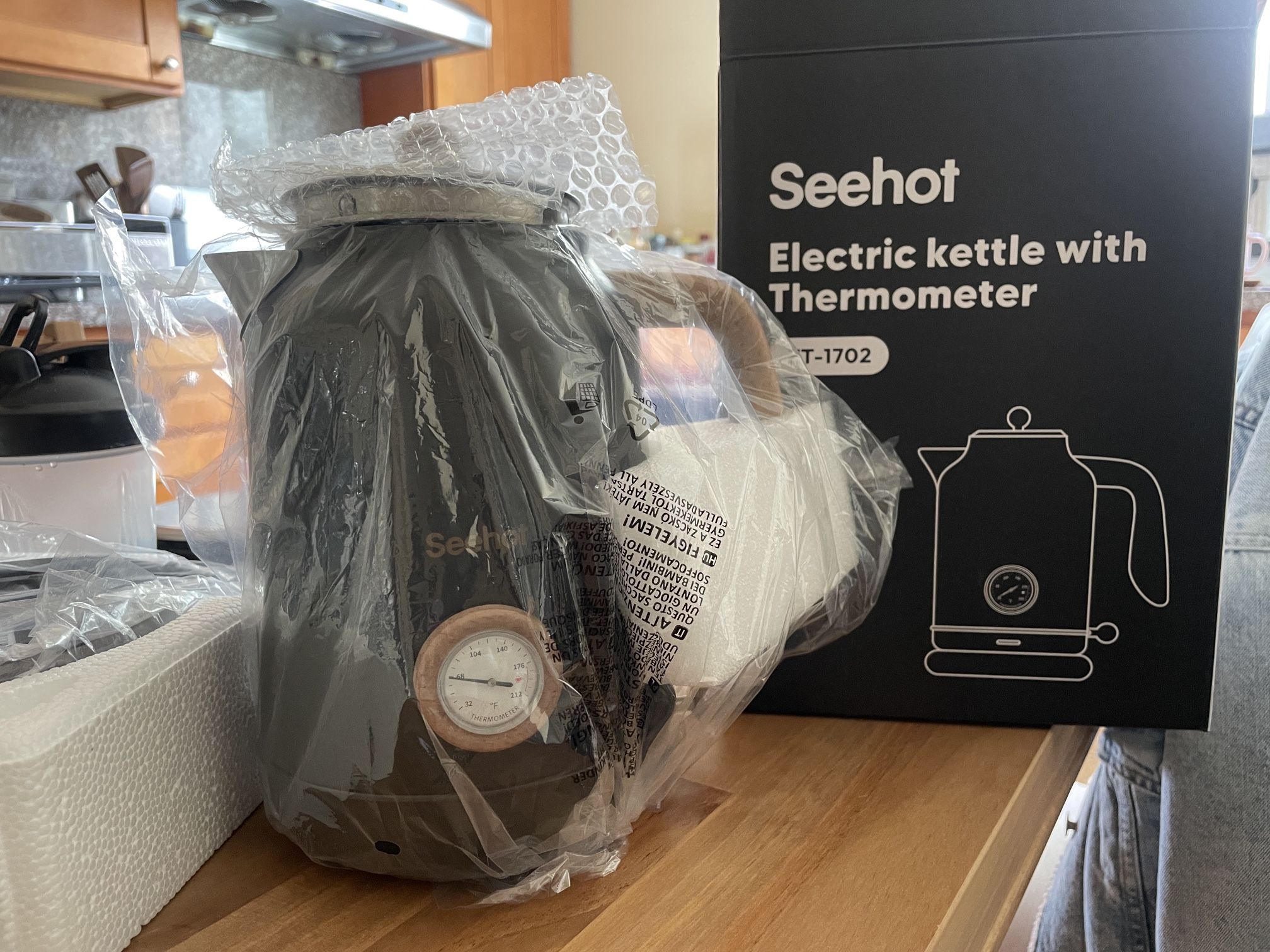 Electric Kettle with Thermometer (multifunctional)