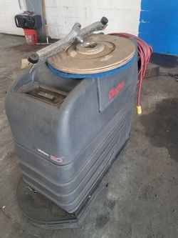 Clarke vision 20 floor scrubber