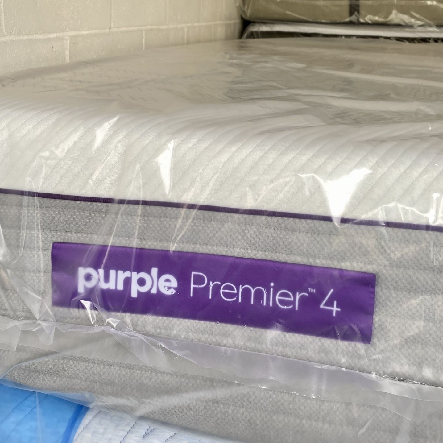 Queen Size Mattress Memory Foam by Purple Premier 4 Excellent Comfort 13” Inches Thick. Direct From Factory Delivery Available 