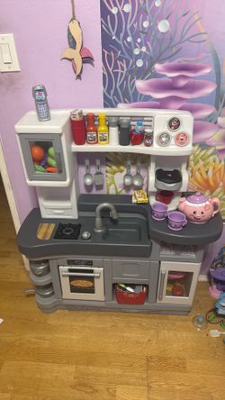 Step 2 Kitchen