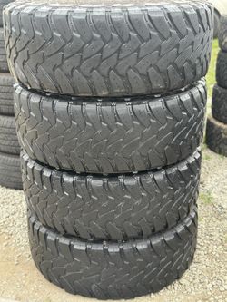 37x13.50r17 
