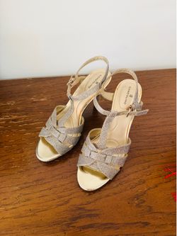 Bandolino bling shiny silver heels shoes comfy