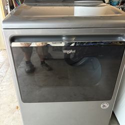 Dryer In Excellent Condition 