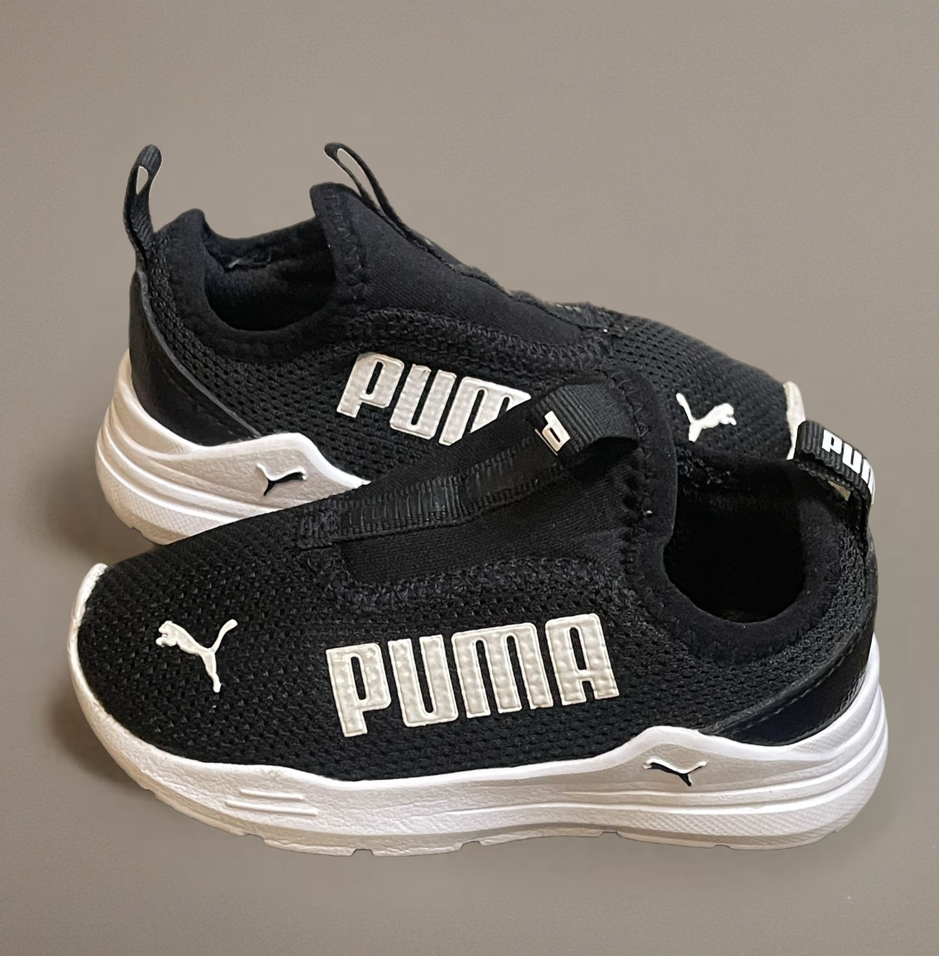 Pumas size 5C used like new