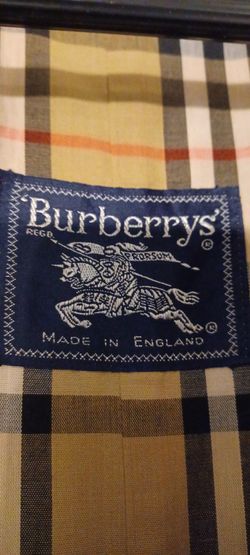 Women's Burberry  Kensington Heritage Trench Coat