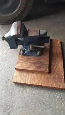 Bench Vise