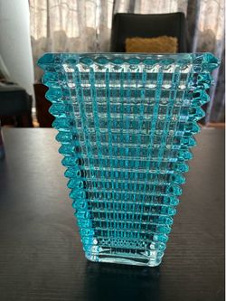 Colored Harper Vase SM 9 inches tall 4 wide