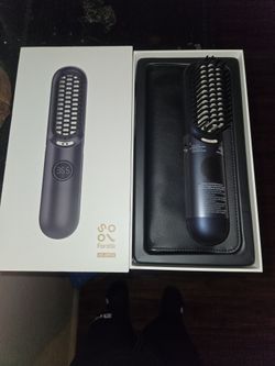 Solo fanttik I10 apex hair straightening brush