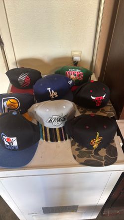 8 Hats all different teams