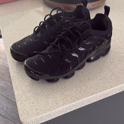 Size 12 Vapor Maxes