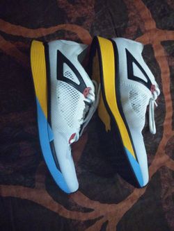 Tenis 